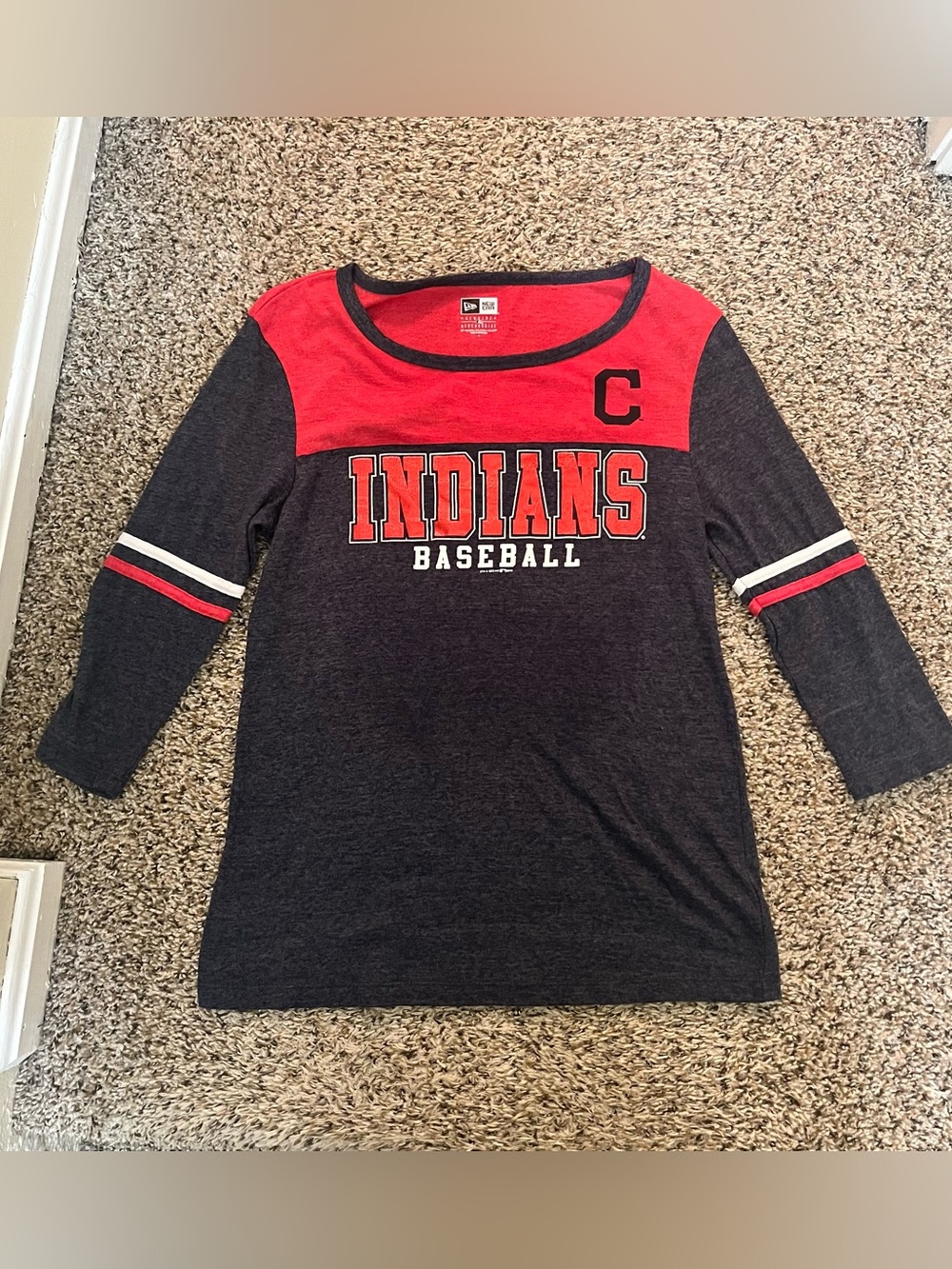 Cleveland Indians Women’s 3/4 Sleeve Top Size Large